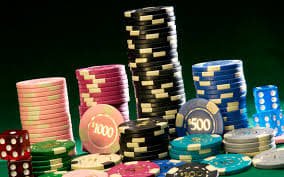 m33mm ပလက်ဖောင်းတွင် Live Casino နှင့် Sportsbook ကစားနေသောမြင်ကွင်း